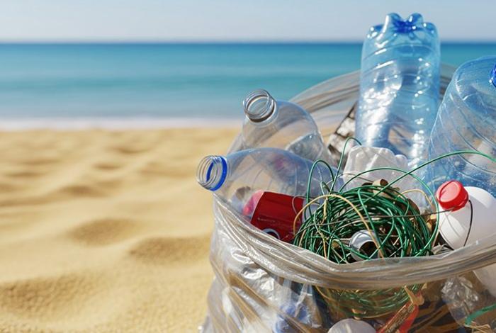 A diario, 12 mil toneladas de plástico terminan en costas de México: Arranca campaña nacional de limpieza