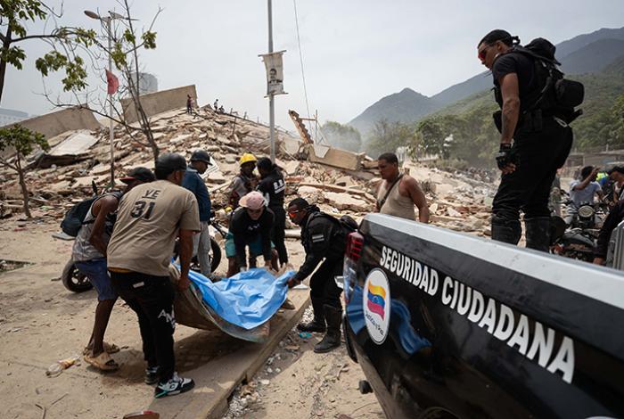 A más de 24 horas de terremotos en Venezuela: al menos 235 muertos y 4 mil 300 heridos