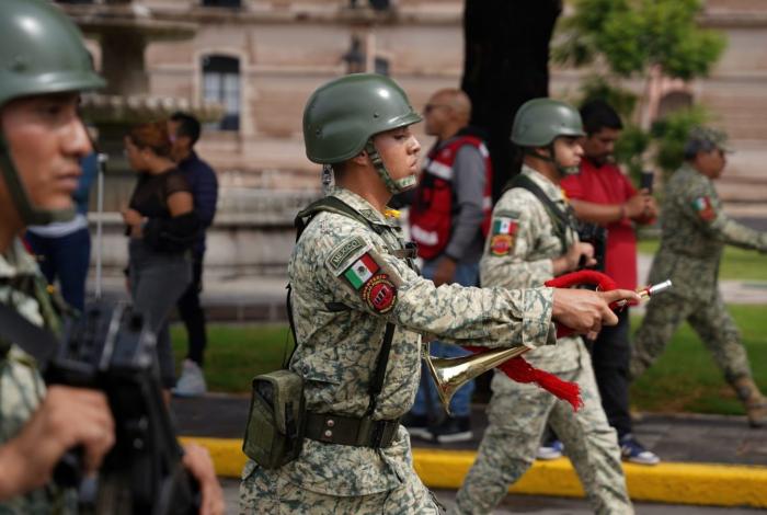 ¡A practicar! Militares y guardias civiles ensayan para el desfile del 16 de septiembre 
