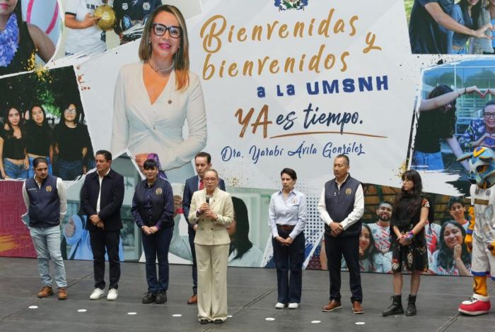 A ser aliados de la UMSNH, invita Yarabí Ávila a madres y padres de estudiantes nicolaitas