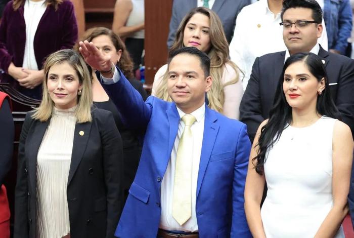 Abraham Alí Cruz protesta como titular del Órgano Interno de Control del IEM