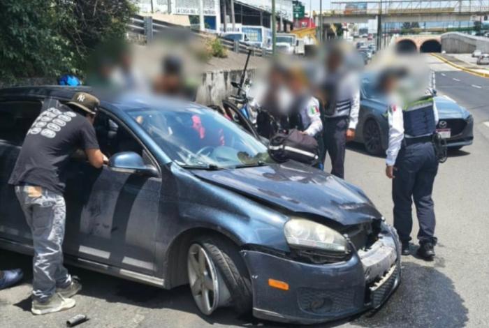 Accidente automovilístico deja un herido a la altura de la Central de Abastos, Morelia