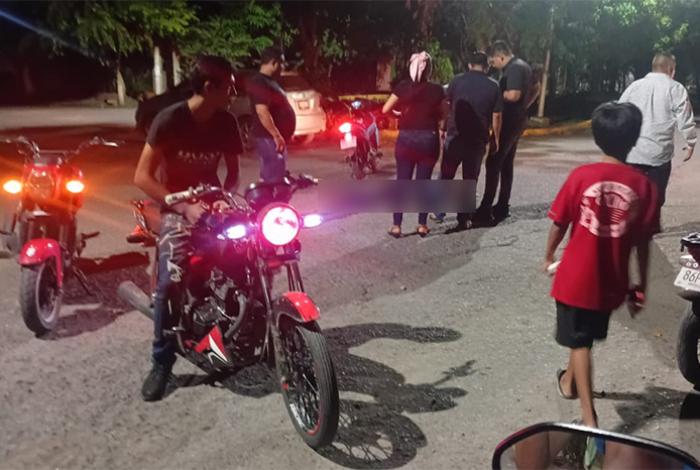 Accidente en motocicleta deja a un hombre lesionado en Apatzingán