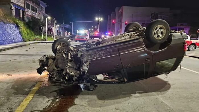 Accidente vehicular en Zitácuaro deja un muerto