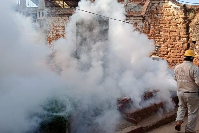 Acciones fáciles y sencillas que protegen a la población contra el dengue: SSM
