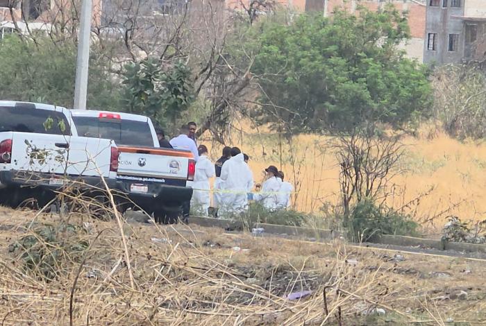 Acrib1llan a bal4zos a un motociclista en la avenida Miguel Hidalgo