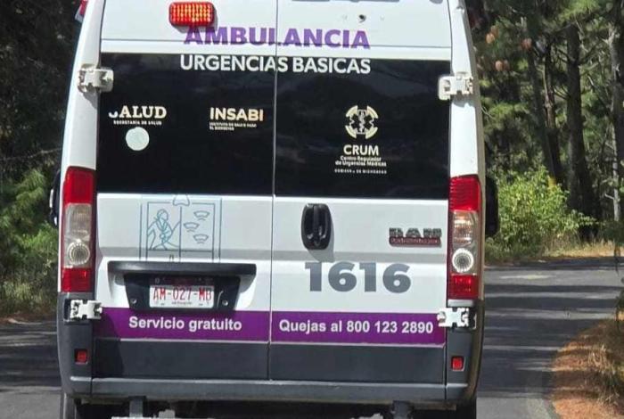 Acuitzio: choque entre camión de pasajeros y tráiler deja cinco lesionados