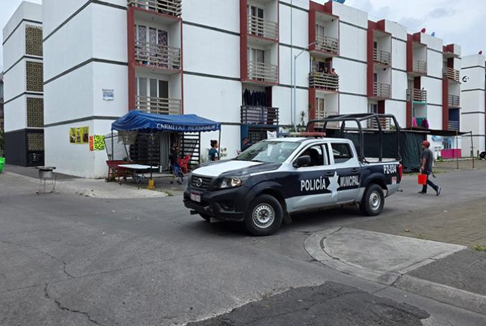 Adolescente es baleada por sujetos en moto en el Fraccionamiento Acanto II de Zamora