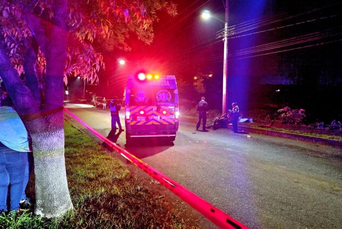 Adolescente pierde la vida en aparatoso accidente de moto, en Zamora
