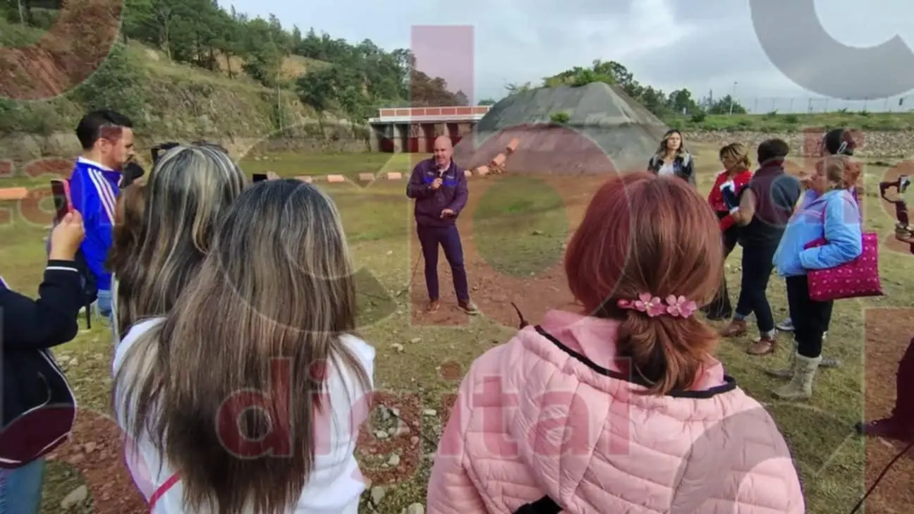 Adolfo Torres se reúne con encargados del orden, en la presa de Cointzio