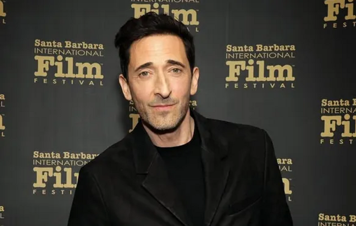 Adrien Brody rompe récord con su discurso en los Oscars