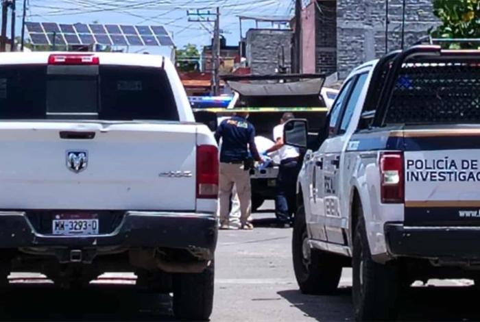 Adulto mayor es hallado muerto y con huellas de golpes en la Ampliación Gertrudis Sánchez, en Morelia