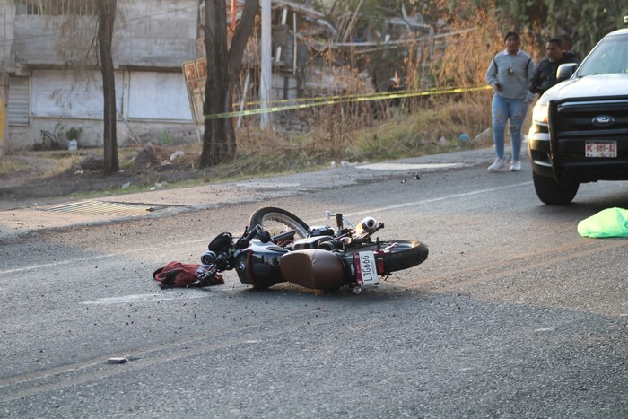 Adulto mayor muere al ser atropellado por motociclista en el Libramiento Sur de Jacona