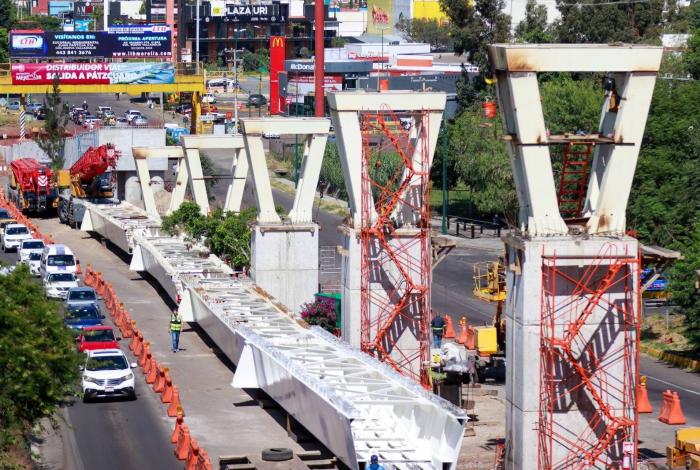 Al 54%, construcción de distribuidor vial salida a Pátzcuaro