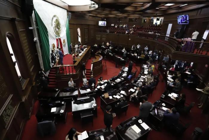 Al vapor, oficialismo legislativo avaló nueva Ley Orgánica de la Fiscalía de Michoacán