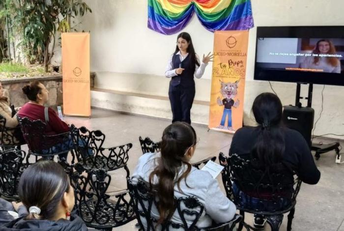 Alerta FGE a estudiantes sobre mal uso de redes sociales