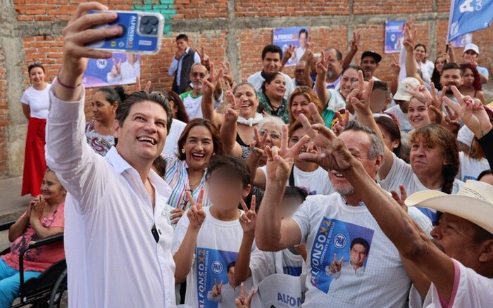 Alfonso Martínez consolida el voto en La Quemada y Mirador del Poniente