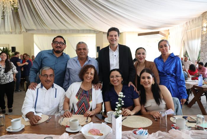 Alfonso Martínez reconoce a maestras y maestros como formadores del futuro de Morelia