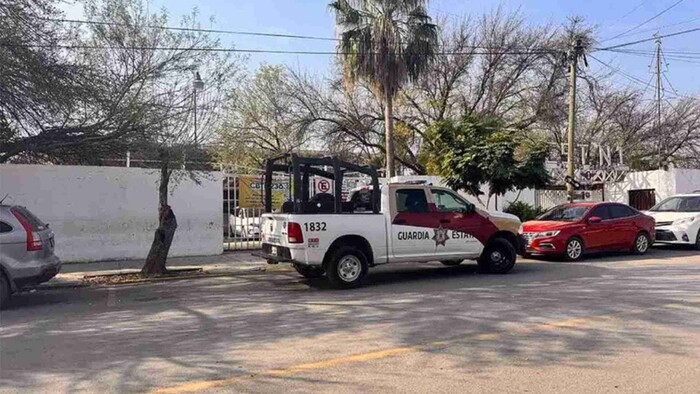 Alumno de secundaria llevaba réplica de un arma, oculta entre sus útiles en Tamaulipas