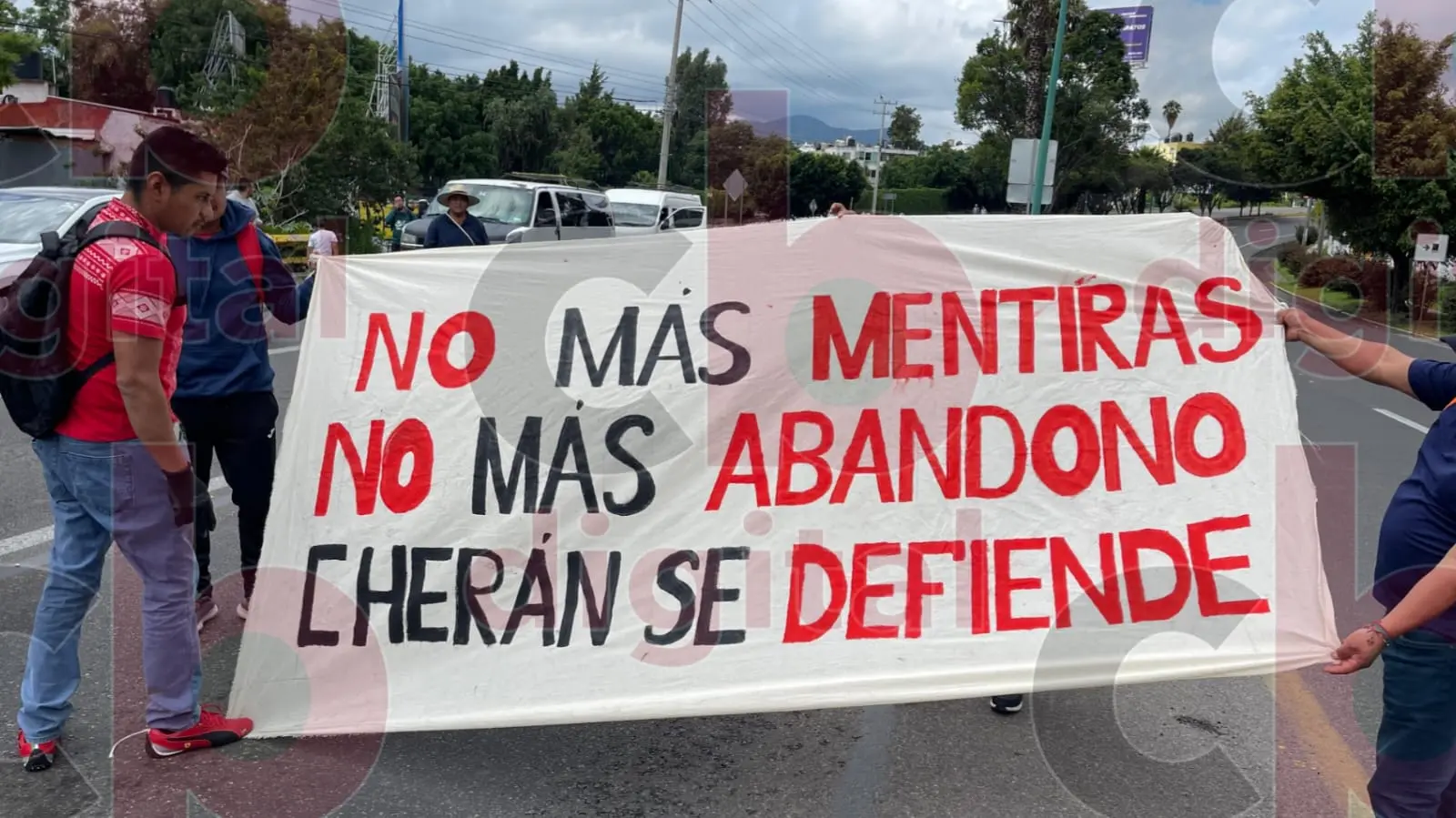 Amagan comuneros de Cherán con permanecer en plantón si no se resuelven sus demandas