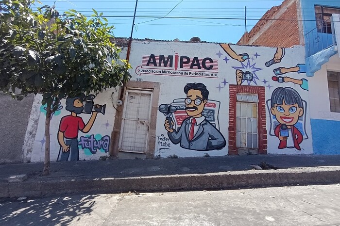 AMIPAC inaugura mural de la Casa del Periodista