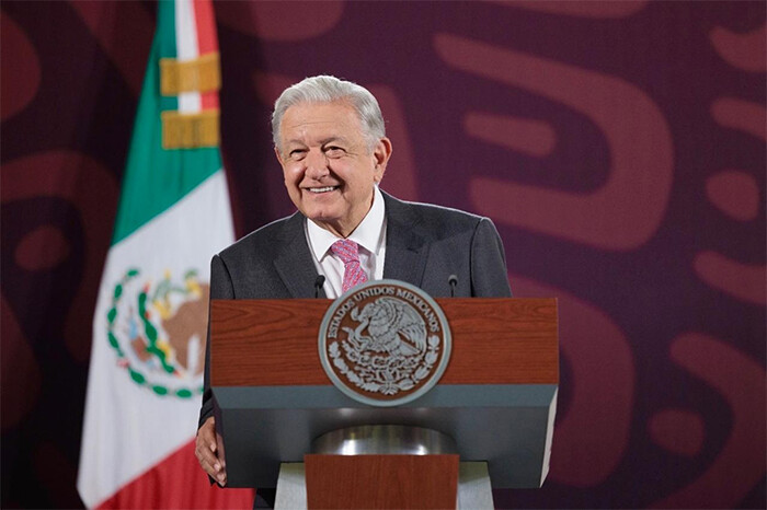 AMLO dice que estuvo muy bien la zarandeada a la oposición en las elecciones; llama a la autocrítica