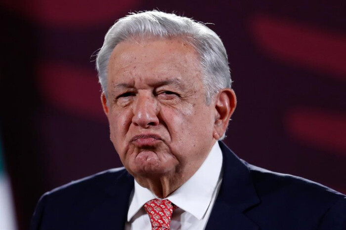 AMLO propone "entrevista pública" al autor de nota de supuestos nexos con el narco