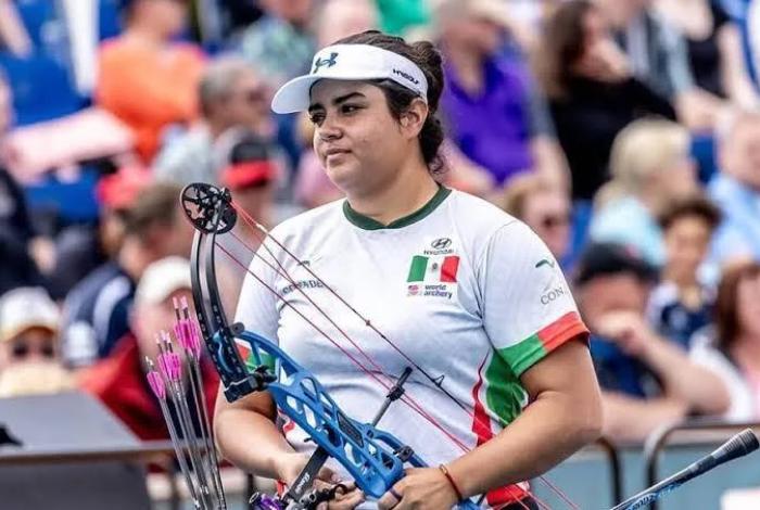 Andrea Becerra conquista oro en la Copa del Mundo de tiro con arco de Turquía