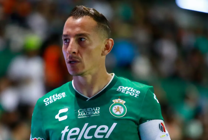 Andrés Guardado se retira del fútbol profesional