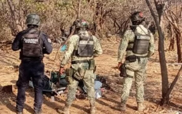 Apatzingán: Encuentran y destruyen narcocampamento en Acahuato