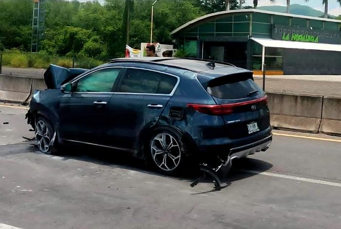 Apatzingán: un lesionado en choque por alcance