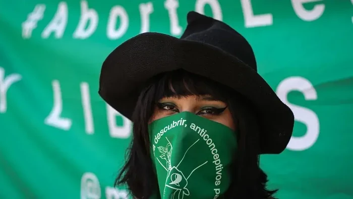 Aprobada reducción del plazo legal para aborto en Aguascalientes