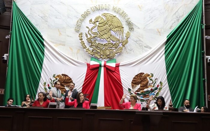 Aprueba 75 Legislatura convocatoria para la Condecoración “Suprema Junta Nacional Americana”