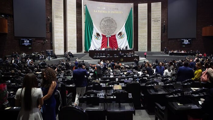 Aprueban diputados la Ley de Derechos: Dotará de 137 mil 505.5 mdp de ingresos al gobierno