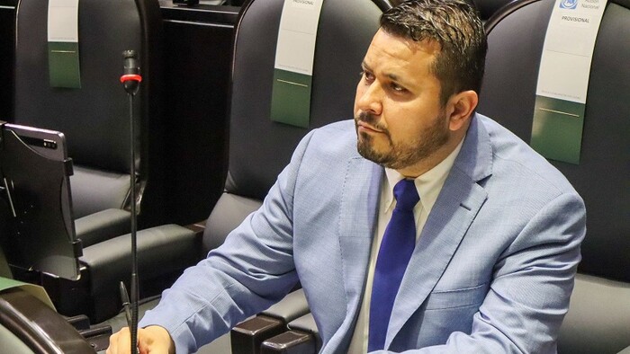 Armando Tejeda denuncia presupuesto 2025 como el más caro en la historia del país