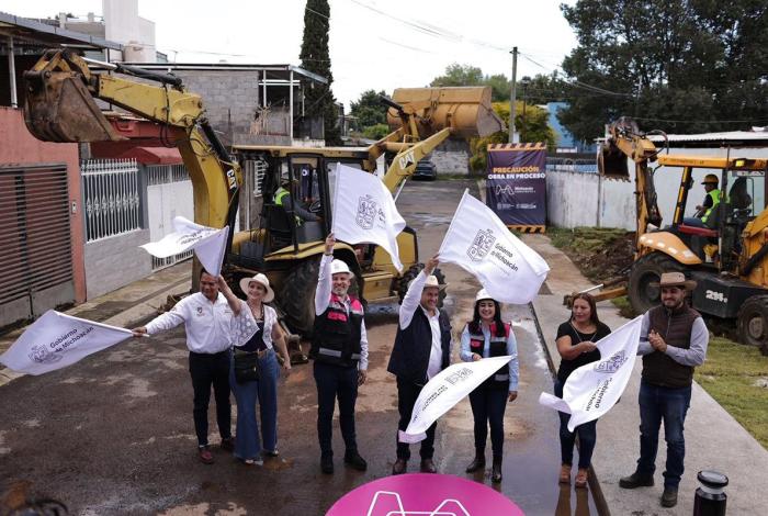 Arranca Bedolla rehabilitación de espacio público y calle en Uruapan