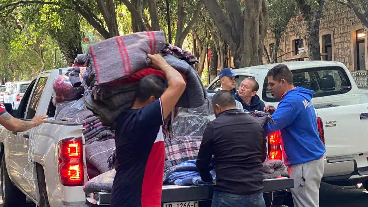 Arranca colecta de cobijas “Cobijemos Morelia”