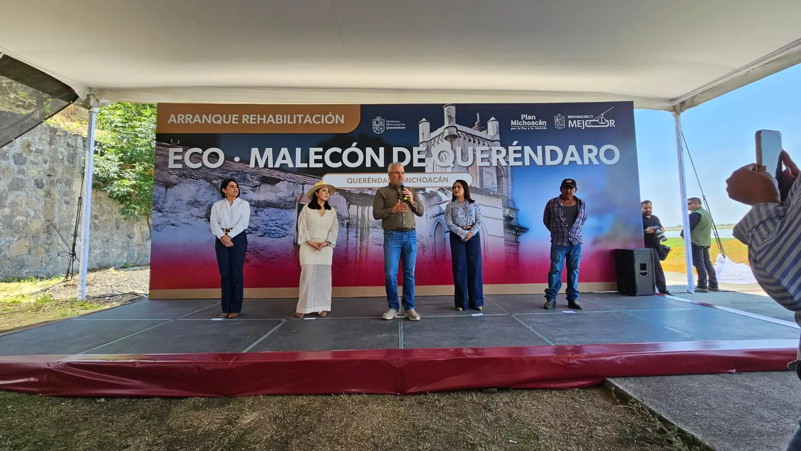 Arranca rehabilitación del Eco Malecón de Queréndaro con inversión de 1.8 mdp