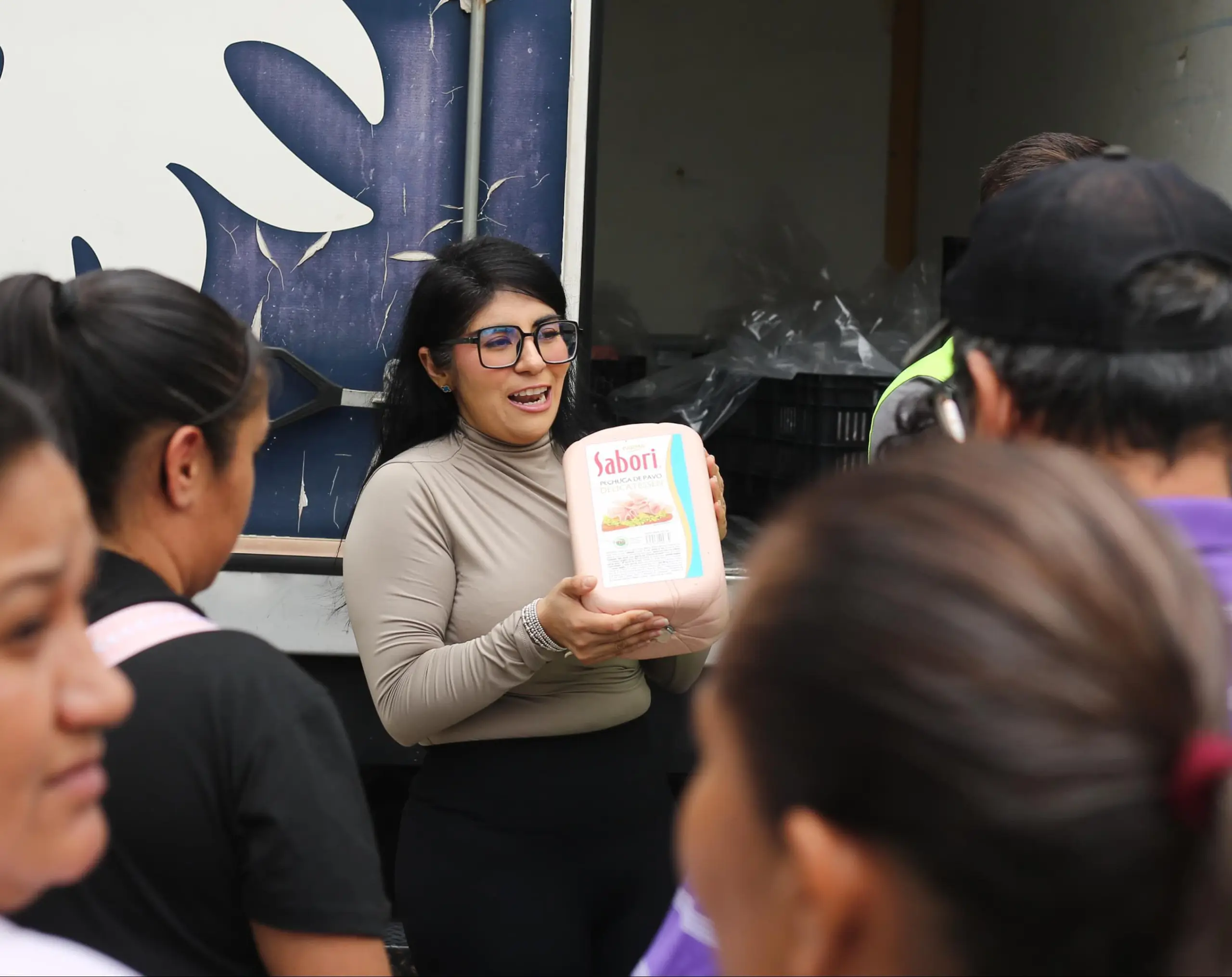 Arranca Vanhe Caratachea programa alimentario en apoyo a la economía familiar en La Piedad
