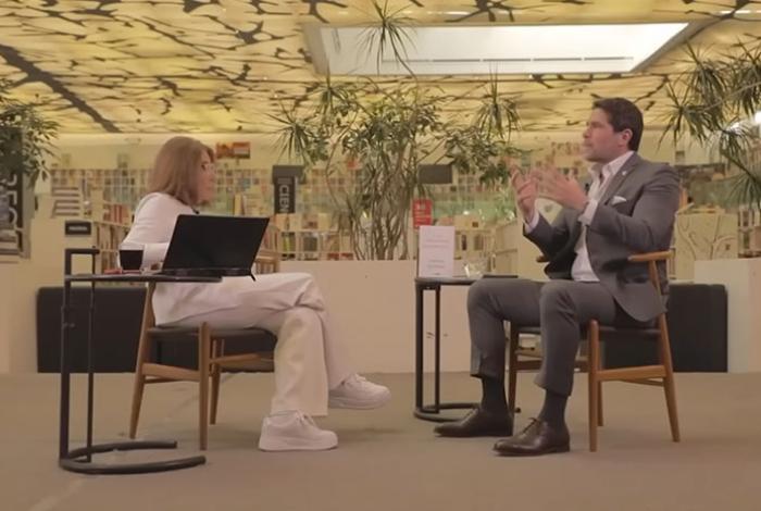 Artículo 19 critica “censura previa” de la entrevista al actor Eduardo Verástegui