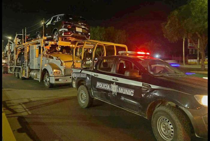 Asaltan camión nodriza y se roban tres vehículos, en la autopista de Occidente