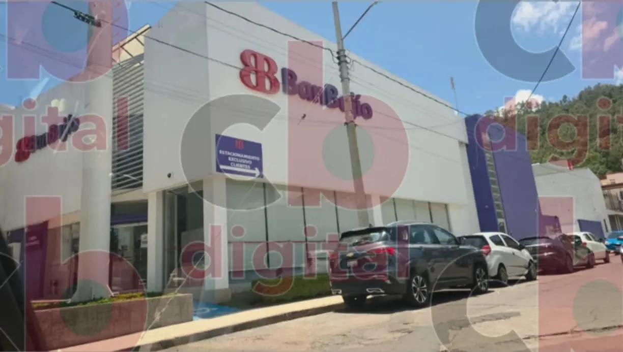 Asaltan sucursal bancaria en Morelia y huyen al bosque