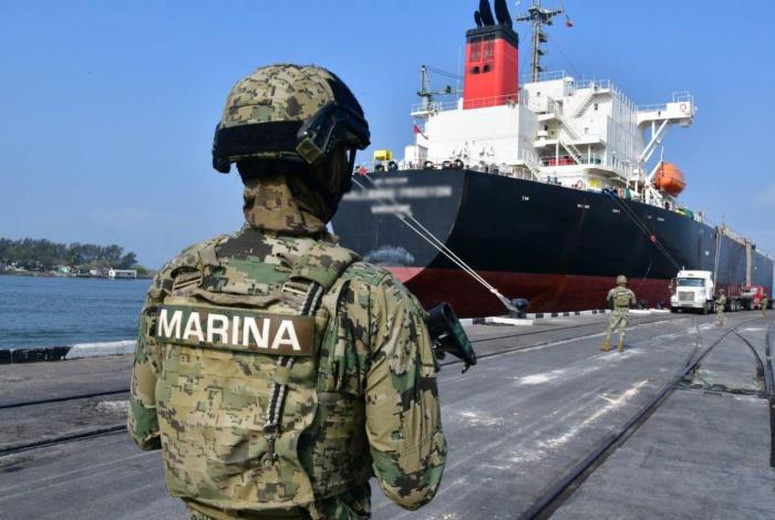 Asegura Marina 87 bultos con 2.5 toneladas de cocaína en costas de Michoacán