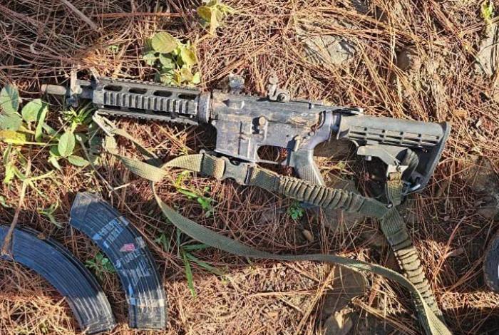 Asegura SSP armas y artefactos explosivos en Uruapan