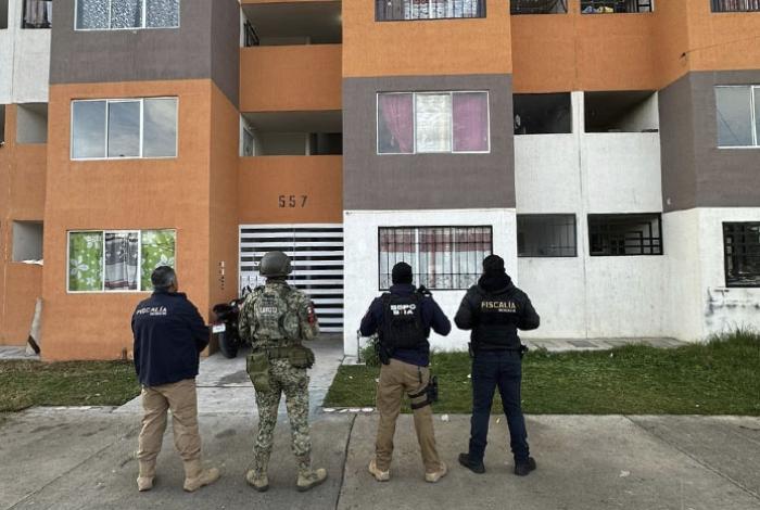 Aseguran 545 dosis de metanfetamina tras cateo en una casa de Villas del Pedregal