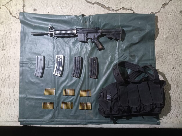 Aseguran SSP y fuerzas federales en Buenavista, 7 vehículos, un fusil y cartuchos útiles