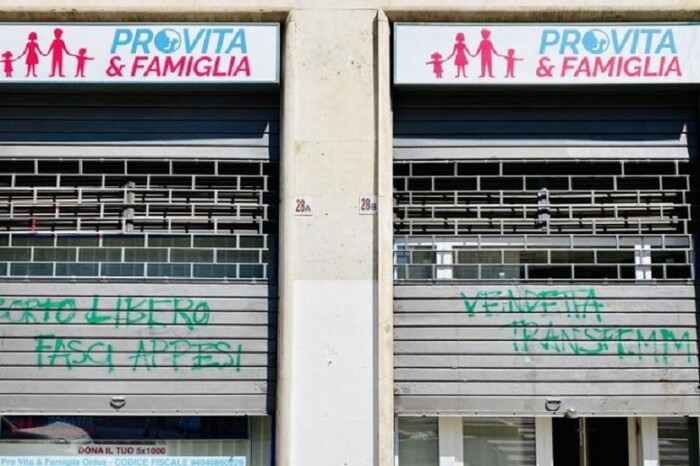 Asociación Pro Vita & Famiglia denuncia 13 ataques en un mes contra su sede en Roma