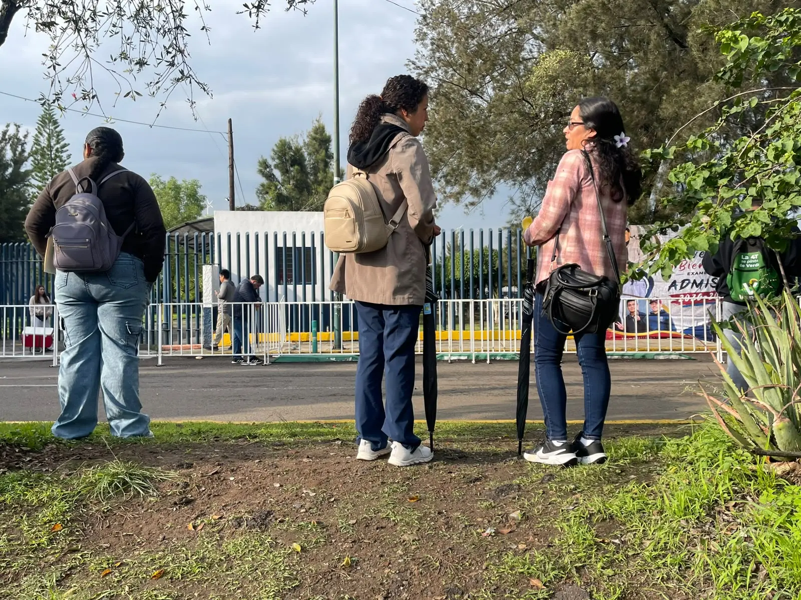 Aspirantes a la UMSNH realizan examen admisión a Medicina, Nutrición y Fisioterapia