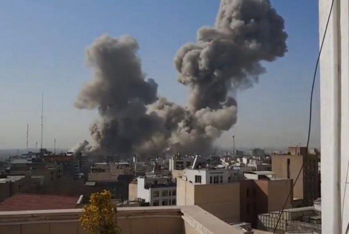 At4ques de EU e Israel contra Irán provocan cancelación de vuelos en todo el mundo