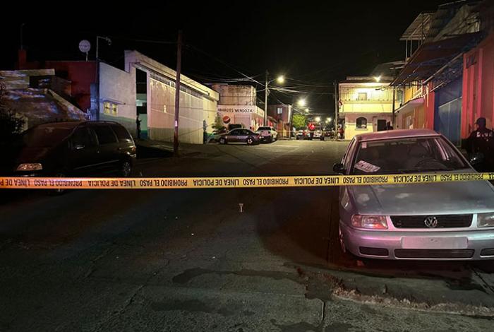 Atacan a balazos un empaque de aguacate en la colonia Francisco J. Múgica, Uruapan